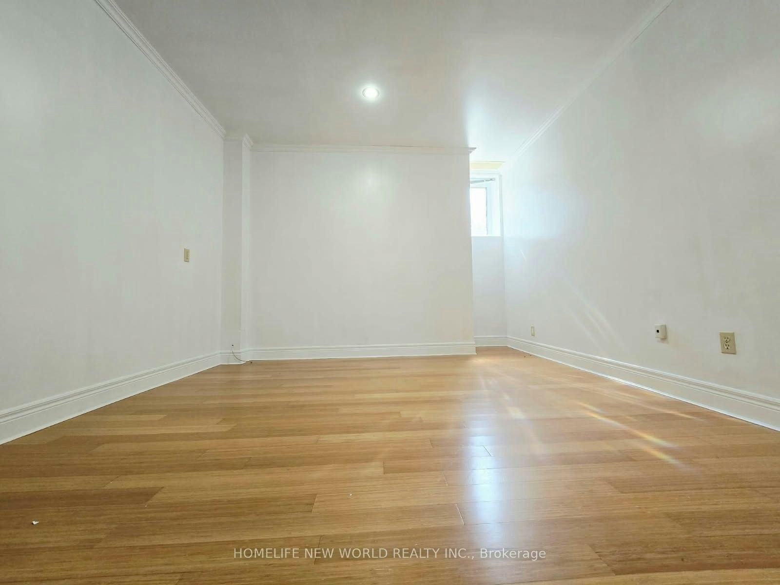 Walkout Bsm-122 Centennial Road, Toronto, ON, M1C 1Z5 - 3