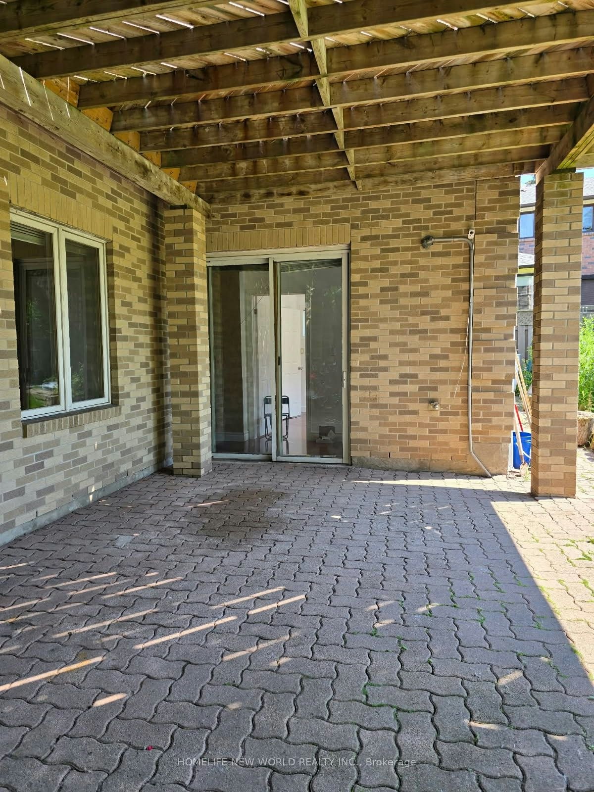 Walkout Bsm-122 Centennial Road, Toronto, ON, M1C 1Z5 - 9