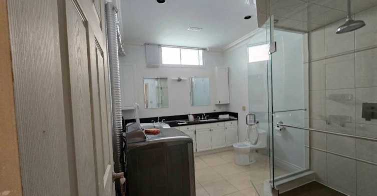 Walkout Bsm-122 Centennial Road, Toronto, ON, M1C 1Z5 - 8