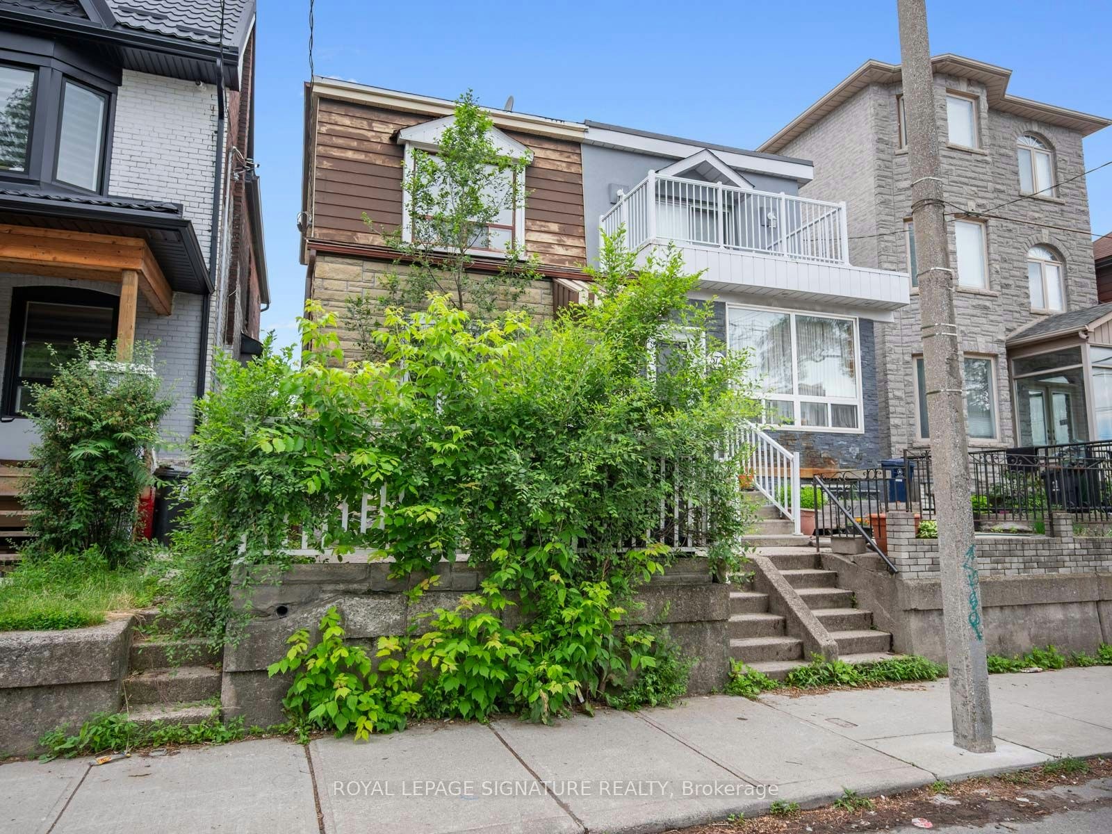 570 Jones Avenue, Toronto, ON, M4J 3H1