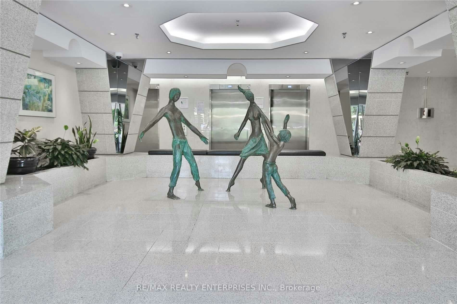 Lph8-2466 Eglinton Avenue E, Toronto, ON, M1K 5J8 - 3