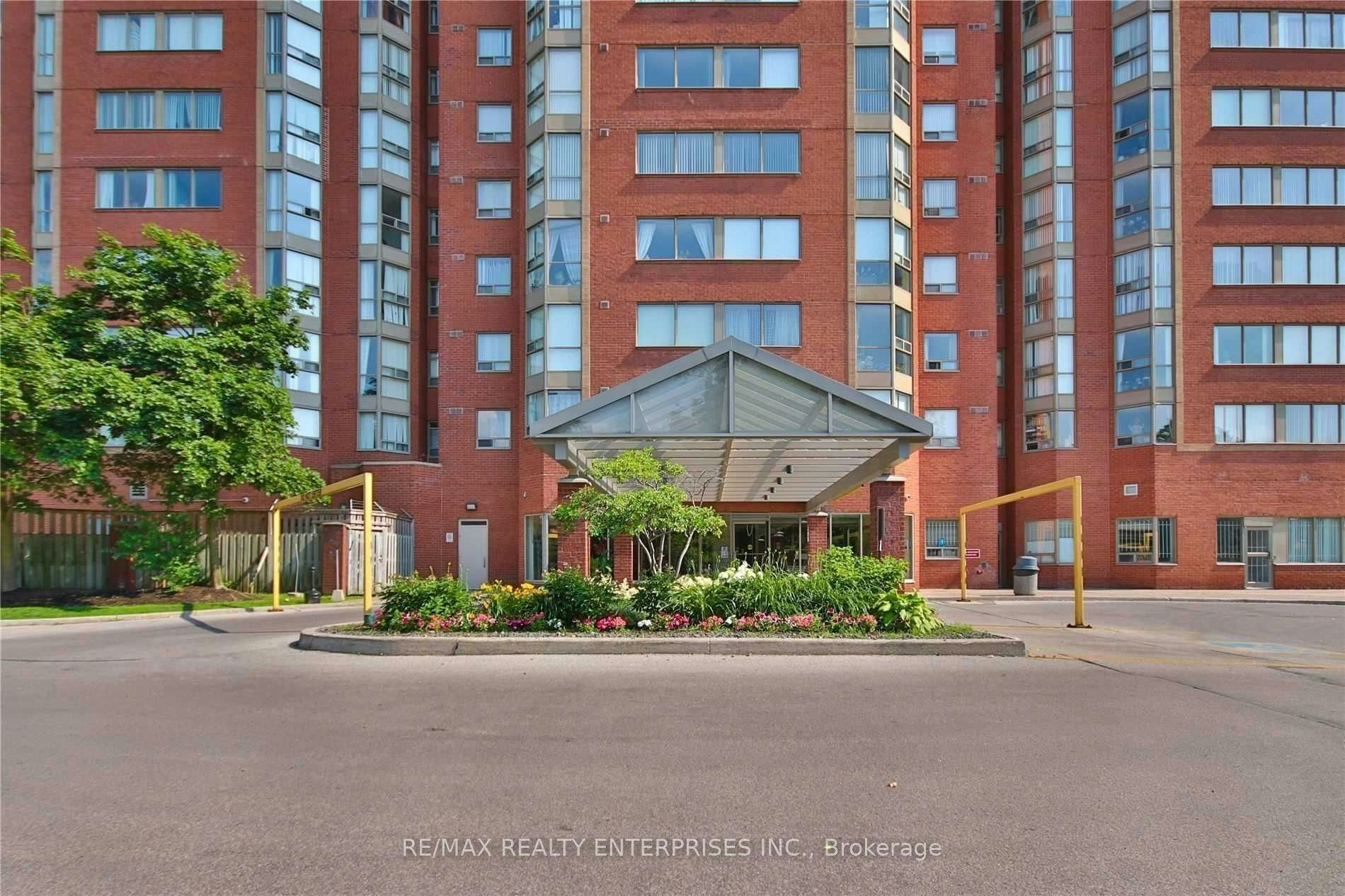 Lph8-2466 Eglinton Avenue E, Toronto, ON, M1K 5J8 - 2