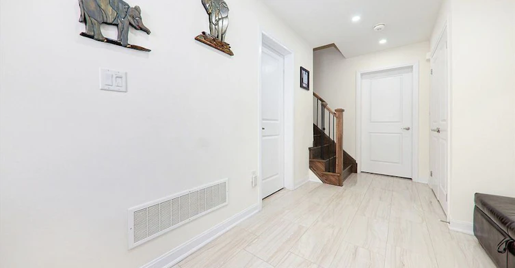 2412 Fall Harvest Crescent, Pickering, ON, L1X 0G2 - 4