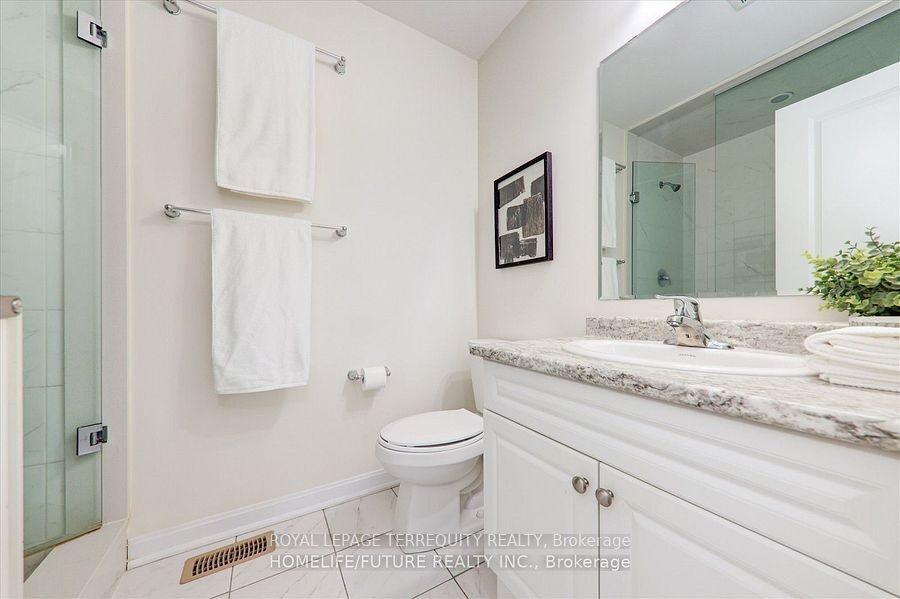 2412 Fall Harvest Crescent, Pickering, ON, L1X 0G2 - 30