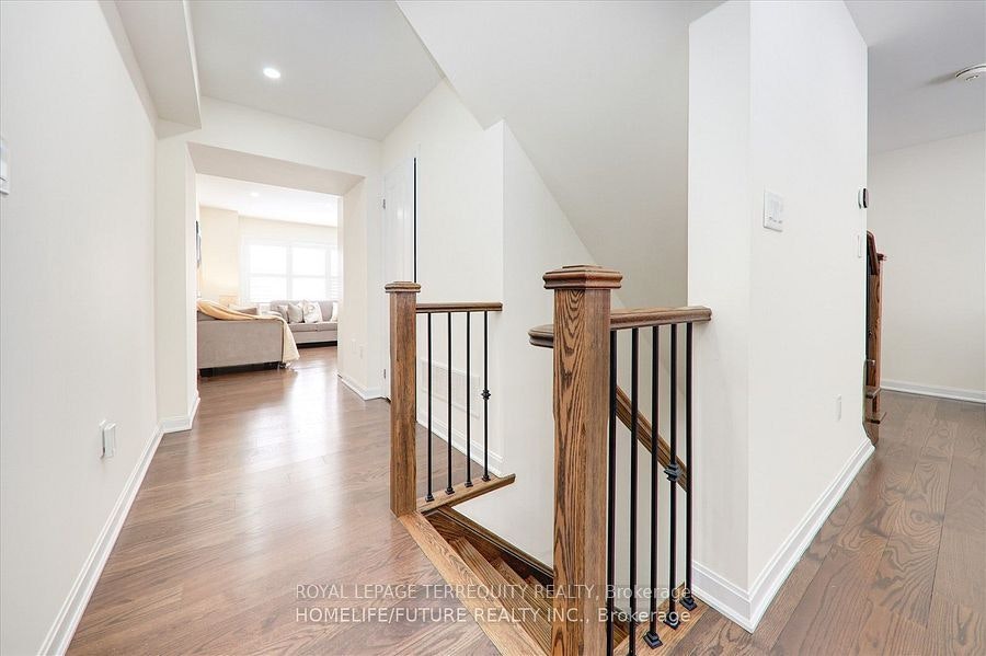 2412 Fall Harvest Crescent, Pickering, ON, L1X 0G2 - 10