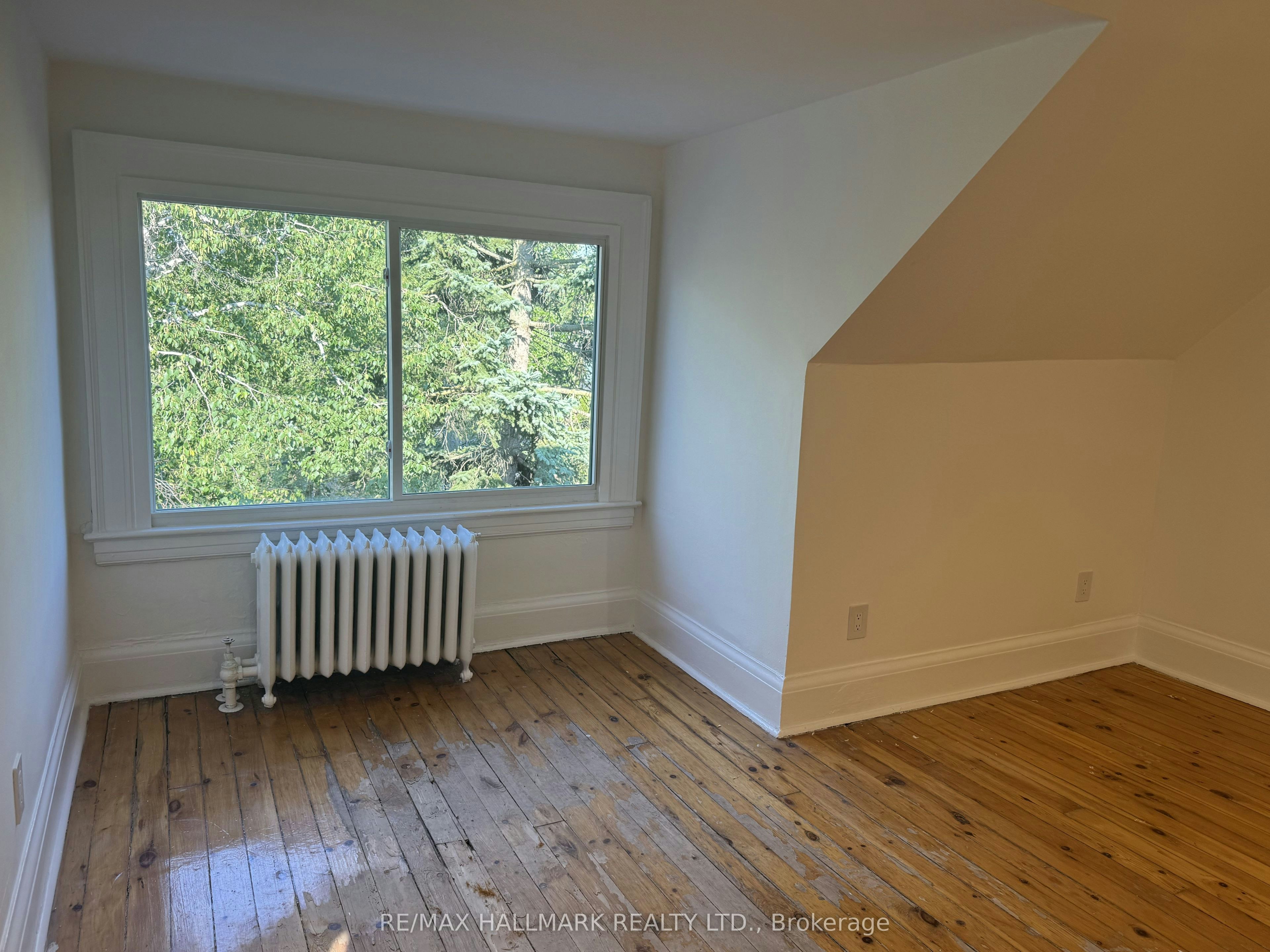 Upper-553 Broadview Avenue, Toronto, ON, M4K 2N7 - 23