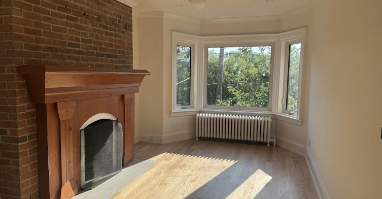 Upper-553 Broadview Avenue, Toronto, ON, M4K 2N7 - 6