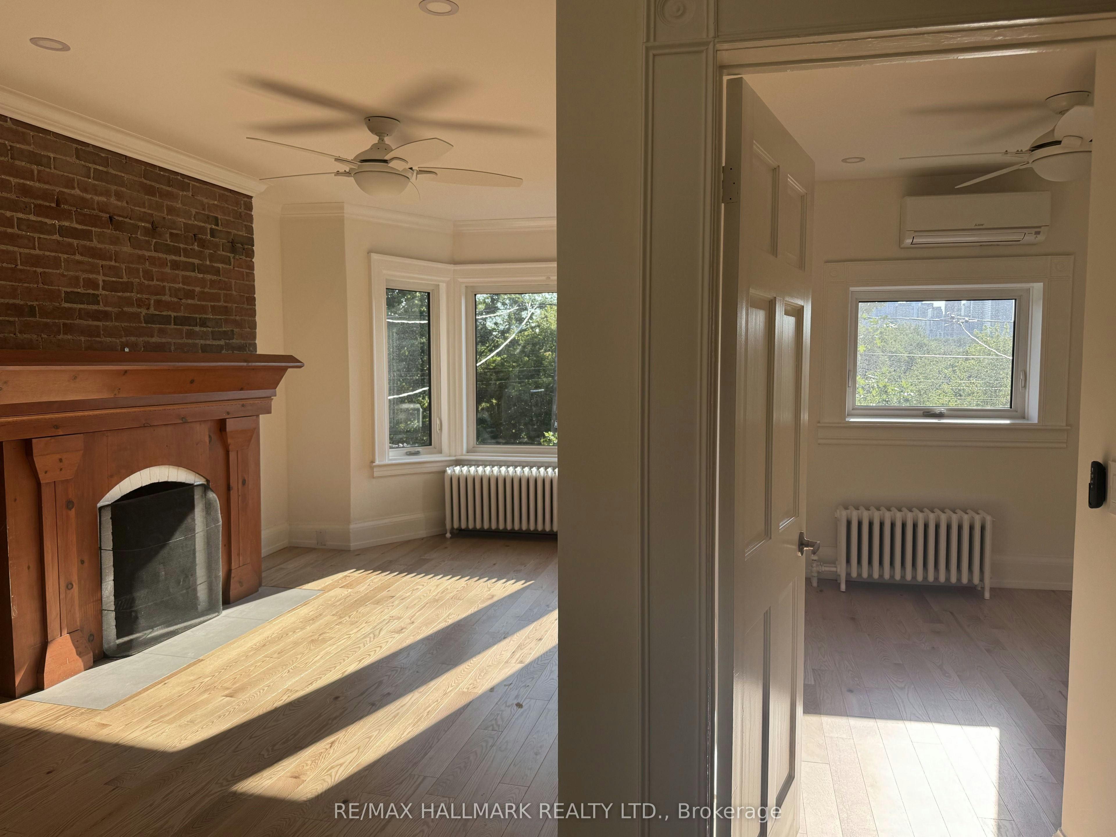 Upper-553 Broadview Avenue, Toronto, ON, M4K 2N7 - 5