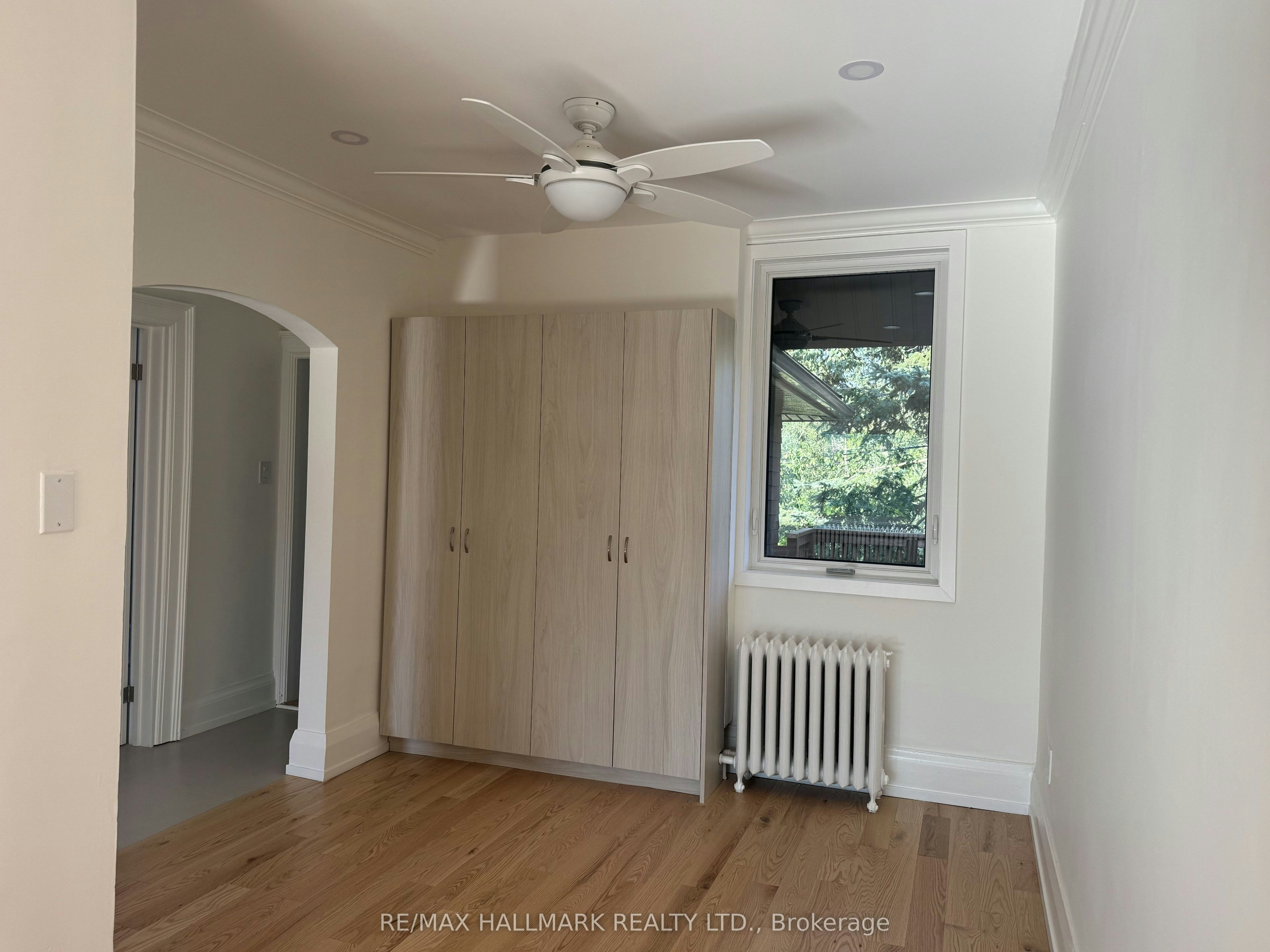 Upper-553 Broadview Avenue, Toronto, ON, M4K 2N7 - 8