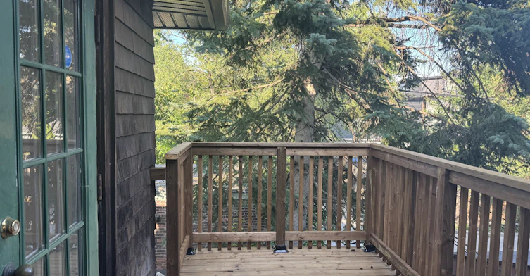 Upper-553 Broadview Avenue, Toronto, ON, M4K 2N7 - 17