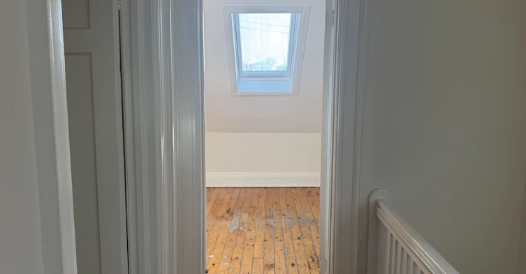 Upper-553 Broadview Avenue, Toronto, ON, M4K 2N7 - 25