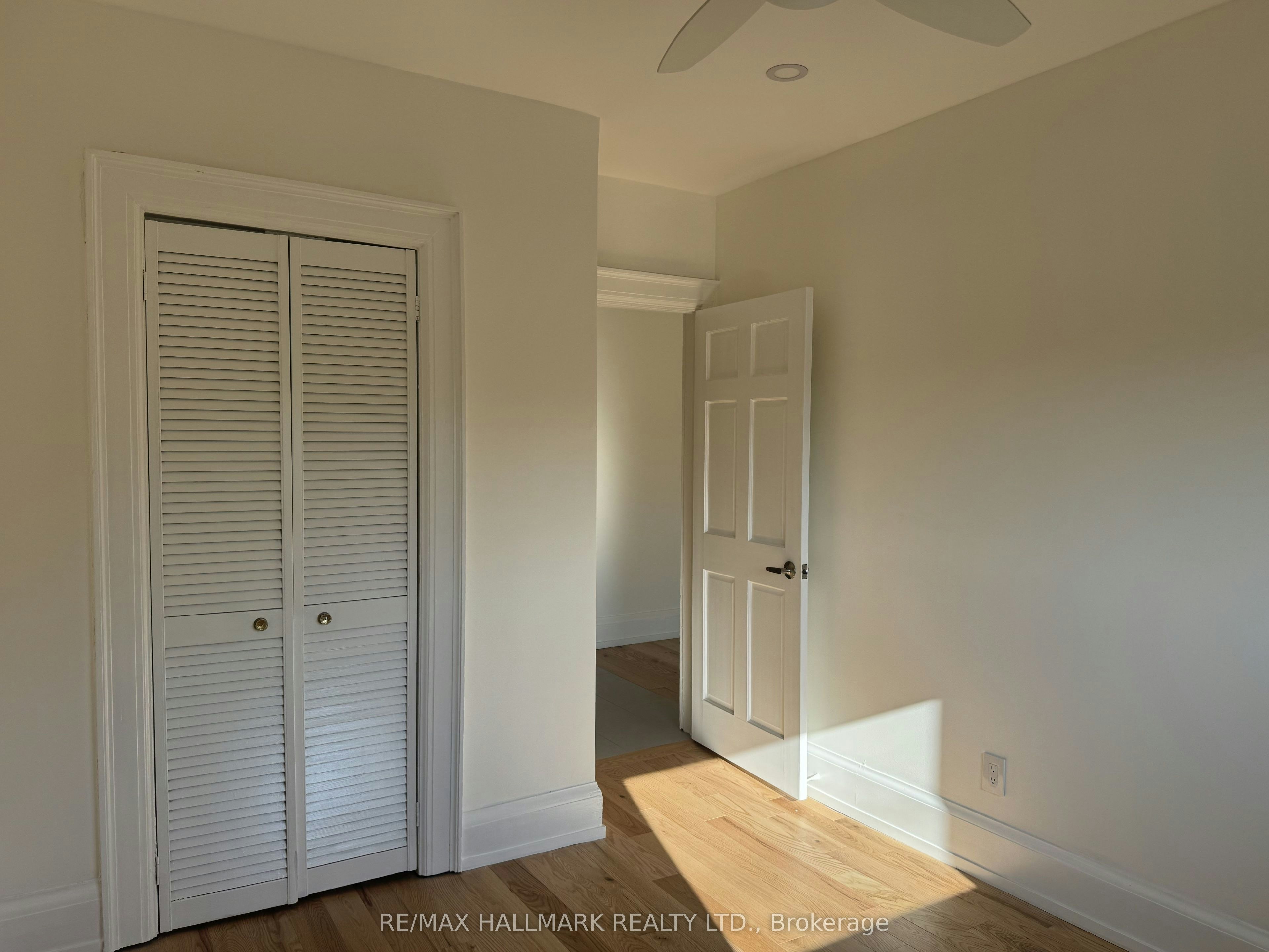 Upper-553 Broadview Avenue, Toronto, ON, M4K 2N7 - 21