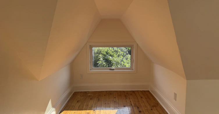 Upper-553 Broadview Avenue, Toronto, ON, M4K 2N7 - 27