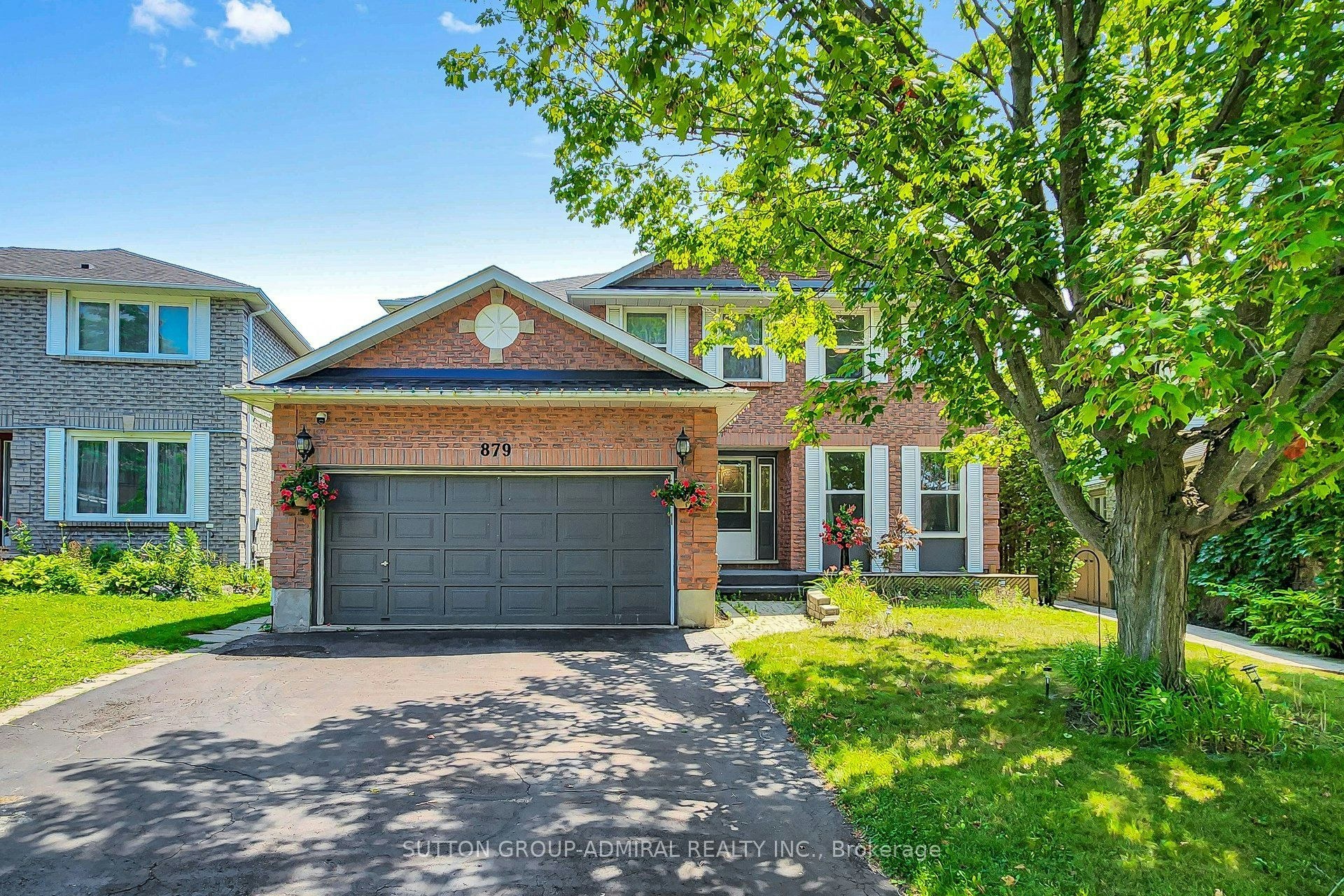 879 Peggoty Circle, Oshawa, ON, L1K 2G6