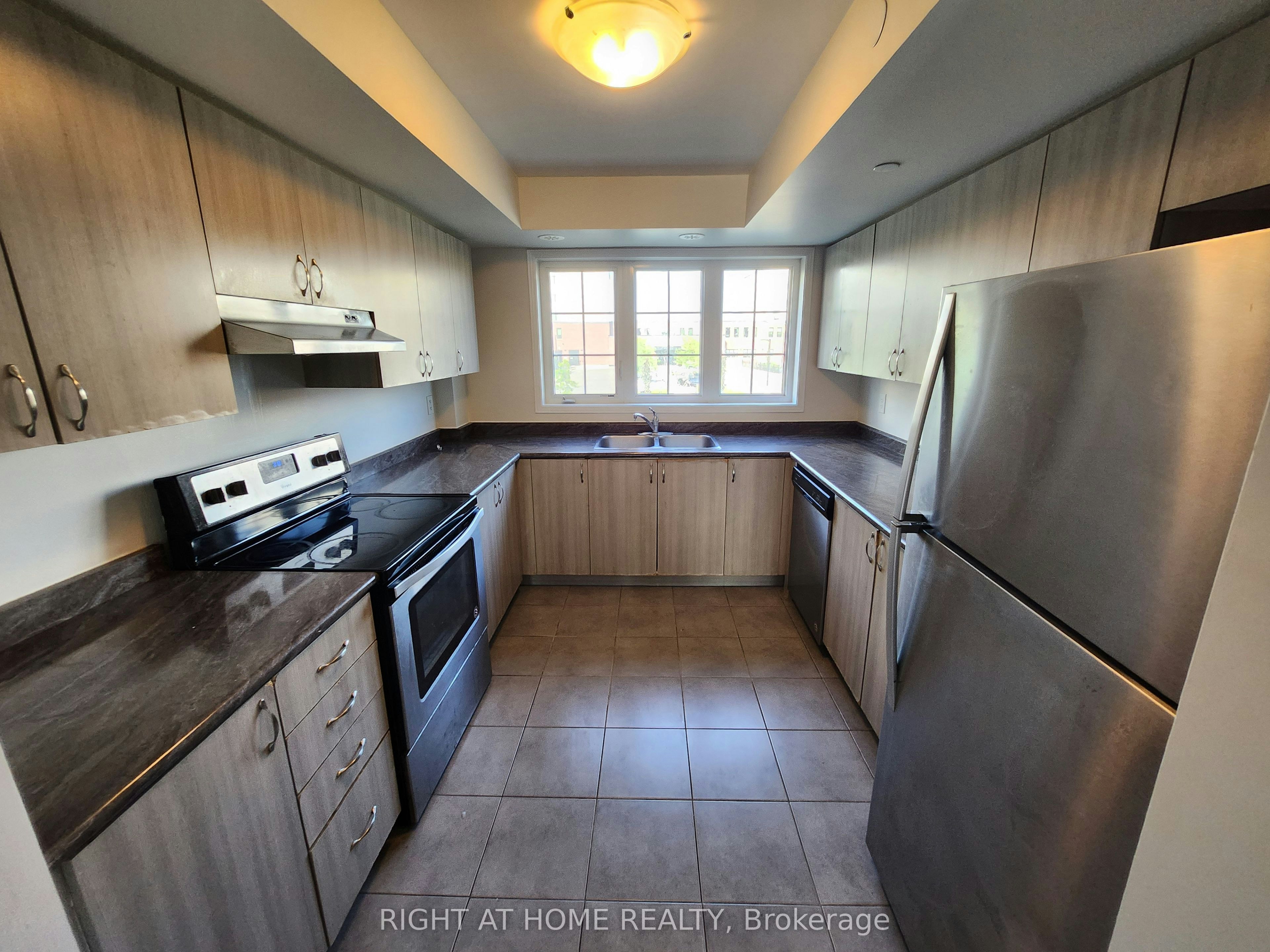 2564 Bromus Path, Oshawa, ON, L1L 0K7 - 7