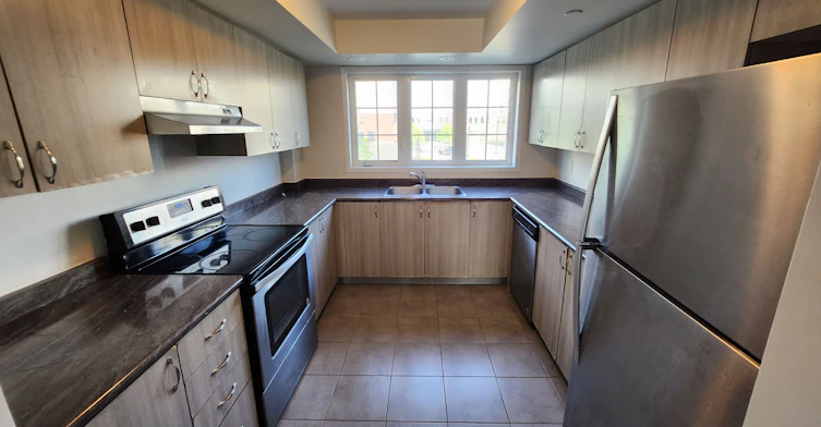 2564 Bromus Path, Oshawa, ON, L1L 0K7 - 7