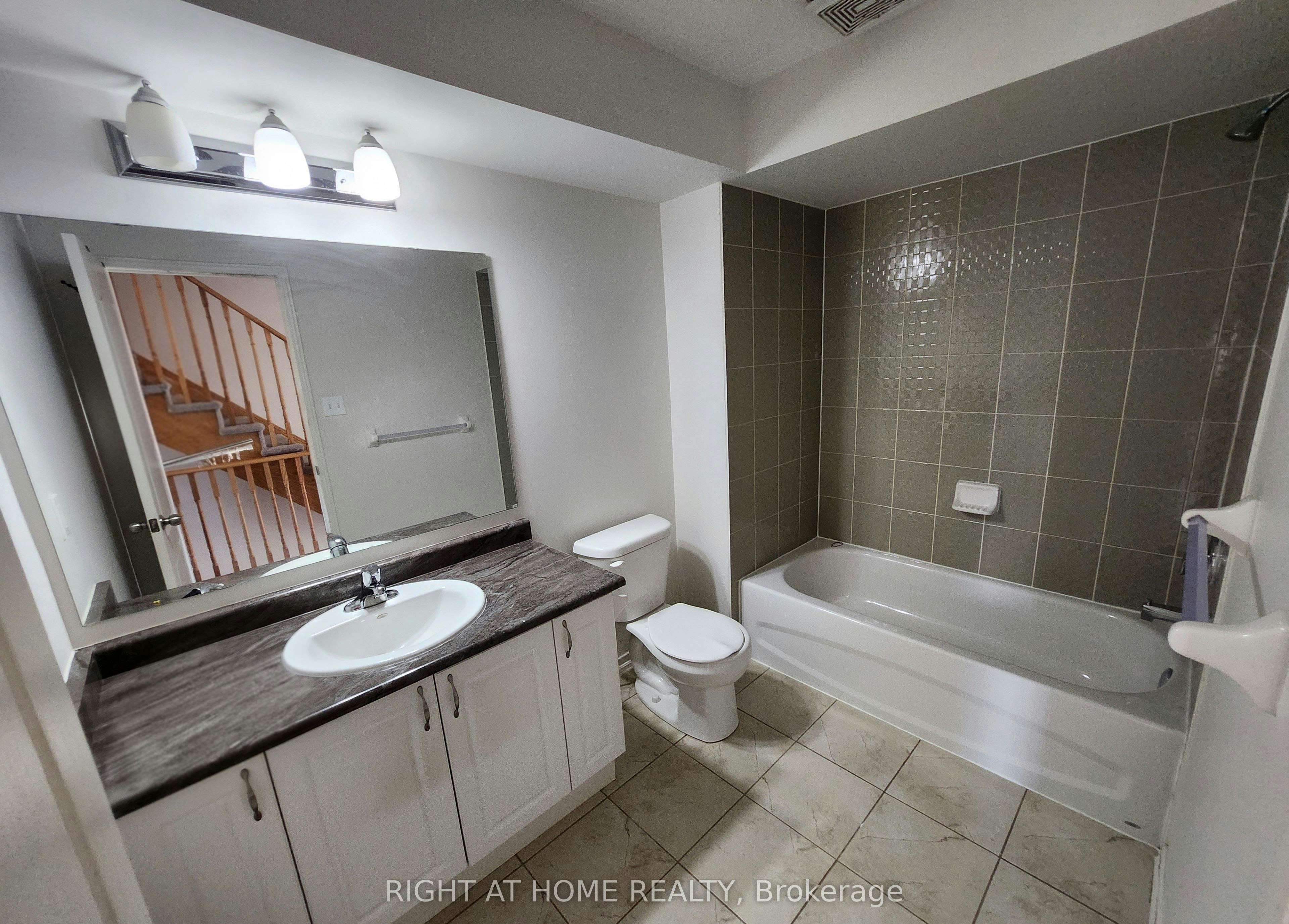 2564 Bromus Path, Oshawa, ON, L1L 0K7 - 18