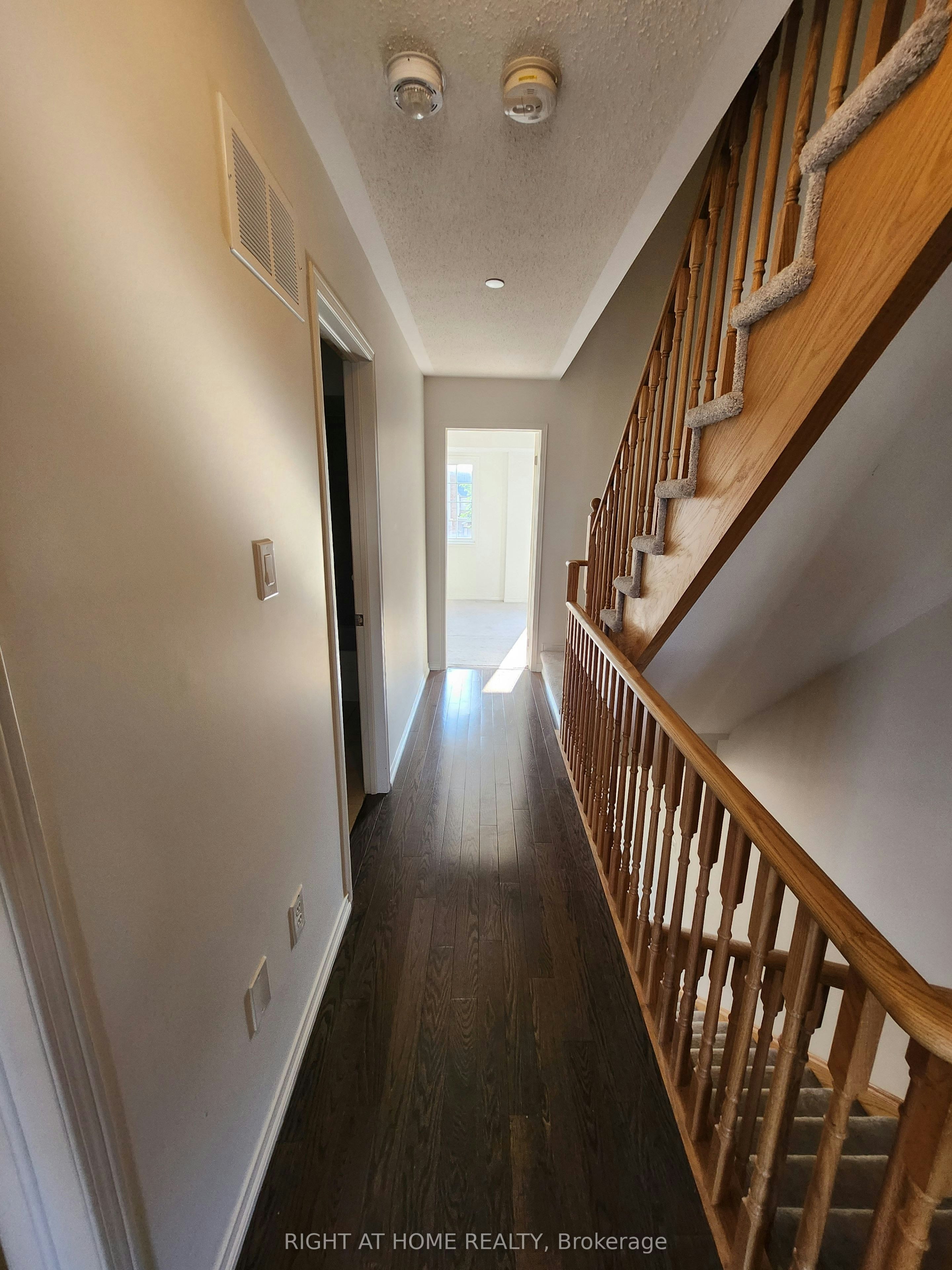2564 Bromus Path, Oshawa, ON, L1L 0K7 - 17