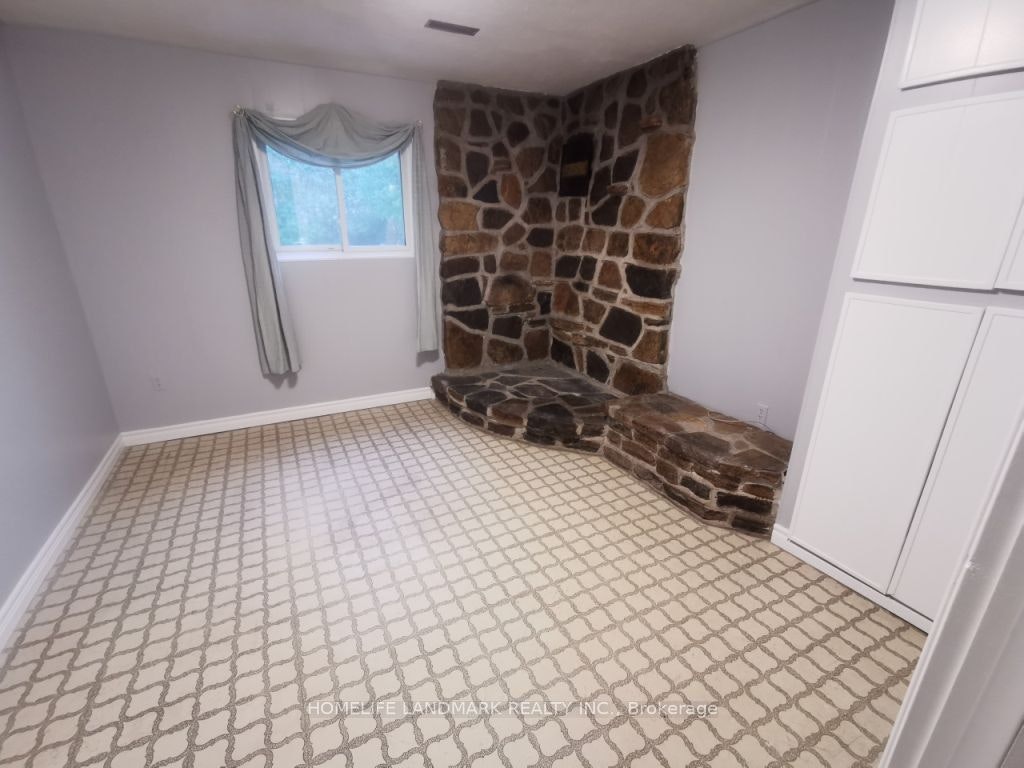 16 Nortonville Drive, Toronto, ON, M1T 2G8 - 19