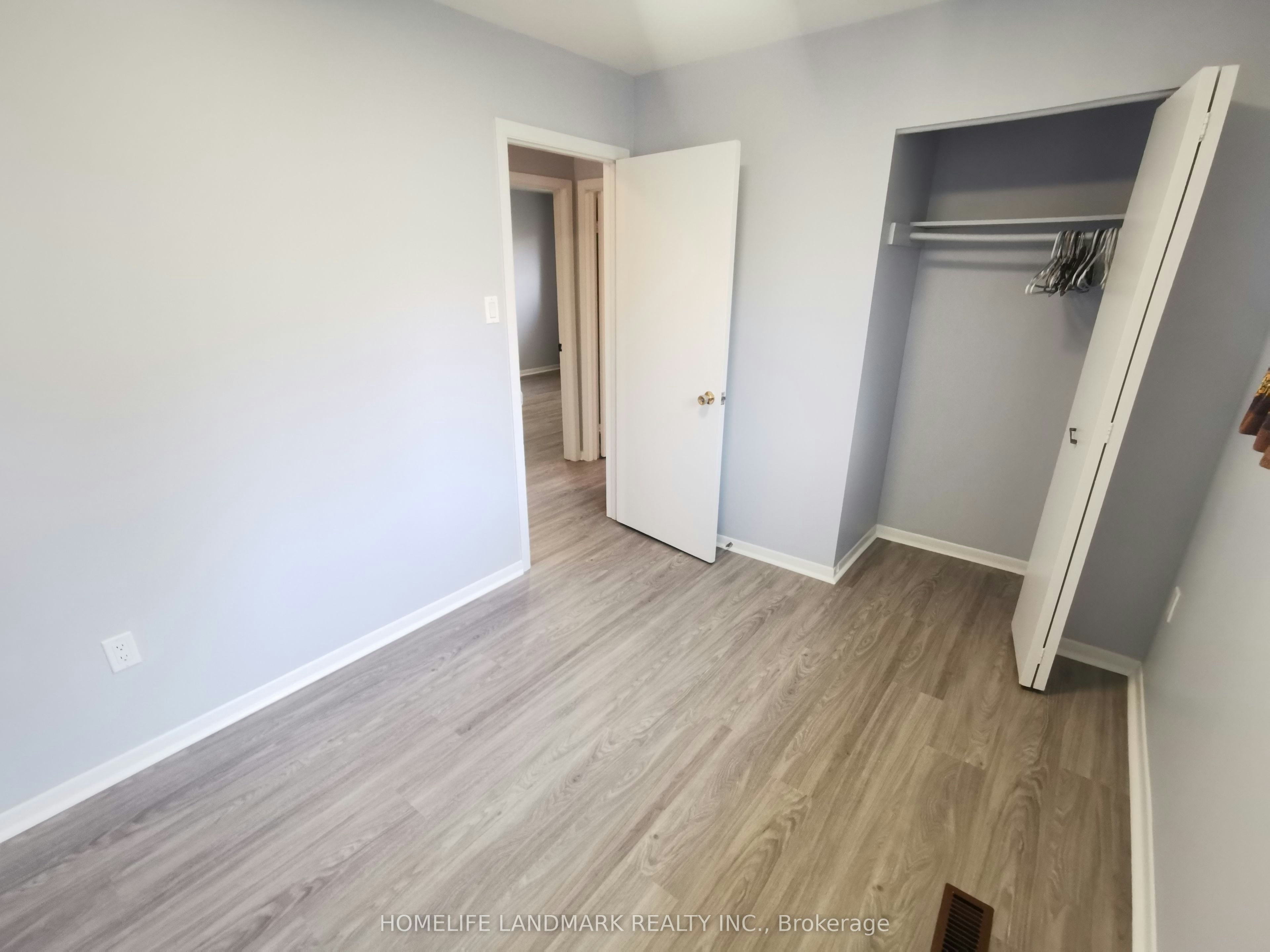 16 Nortonville Drive, Toronto, ON, M1T 2G8 - 14