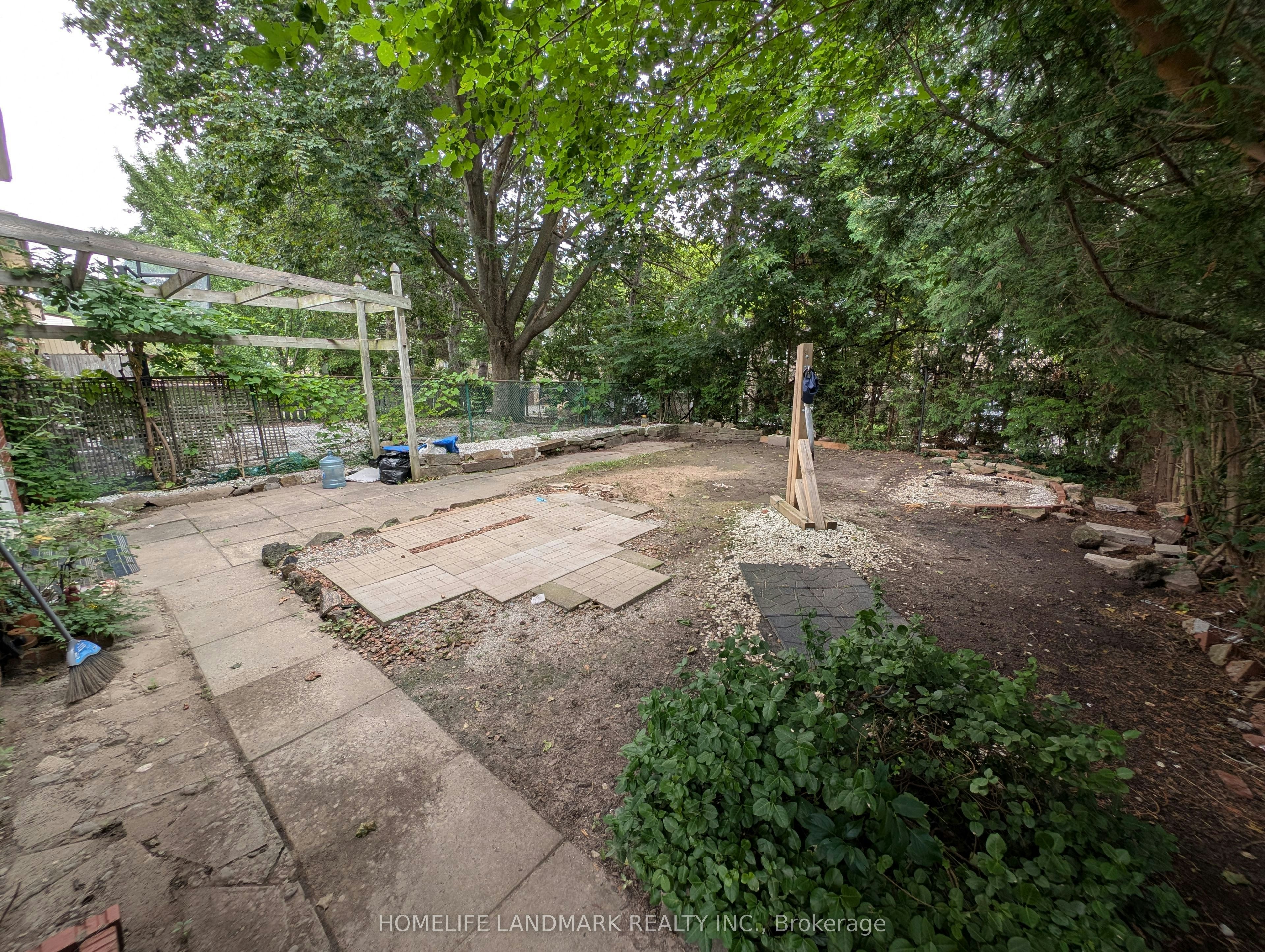 Upper-16 Nortonville Drive, Toronto, ON, M1T 2G8 - 15