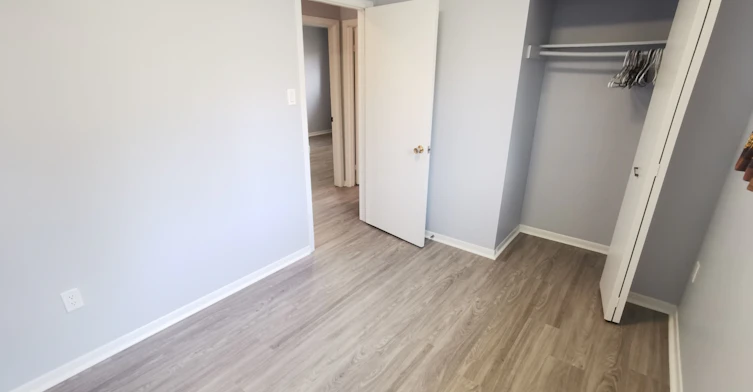 Upper (whole house)-16 Nortonville Drive, Toronto, ON, M1T 2G8 - 13