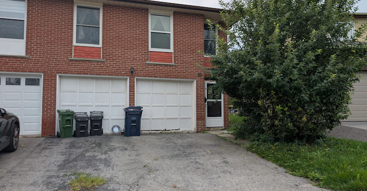 Upper-16 Nortonville Drive, Toronto, ON, M1T 2G8