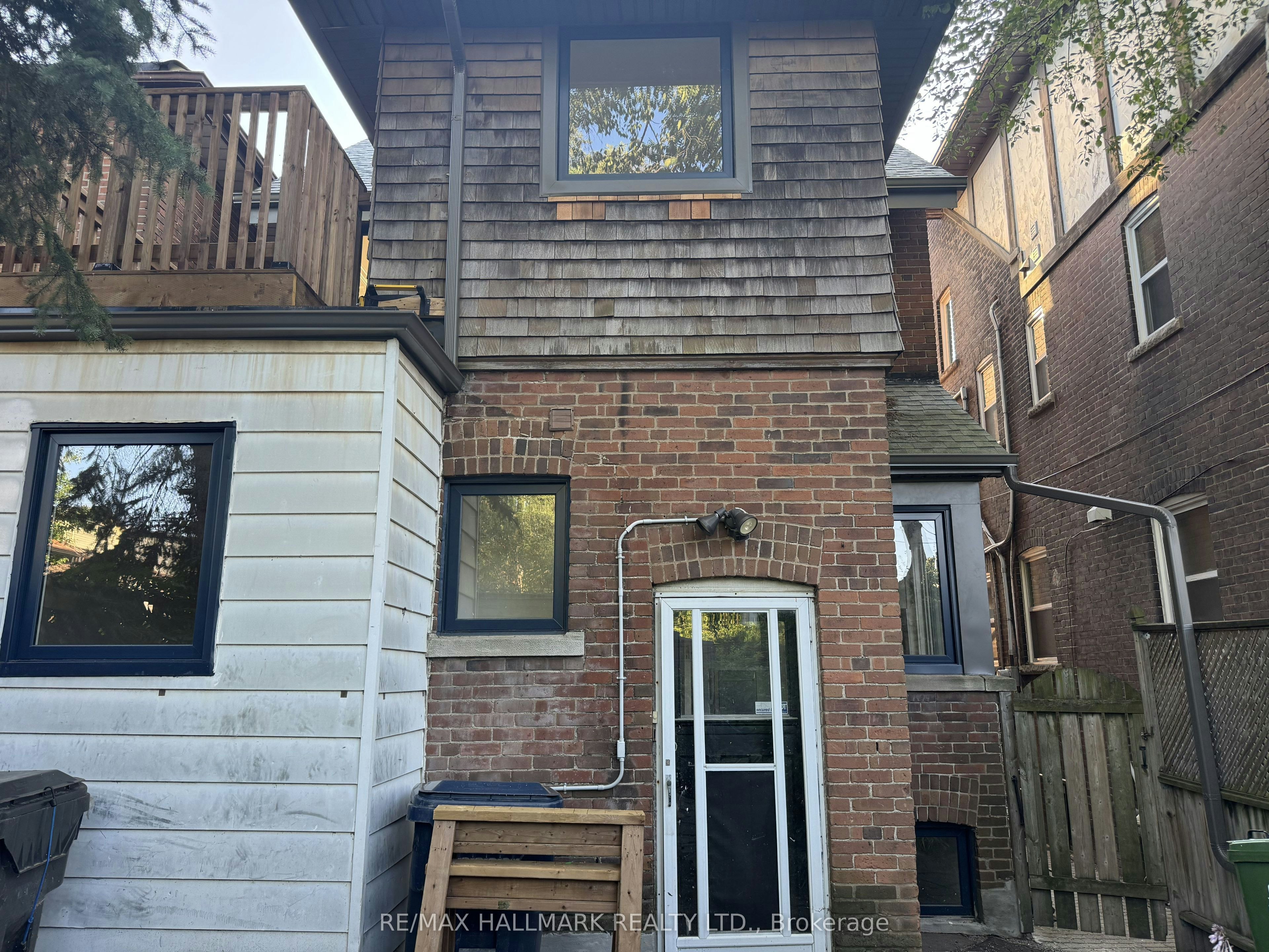 Lower-553 Broadview Avenue, Toronto, ON, M4K 2N7 - 14
