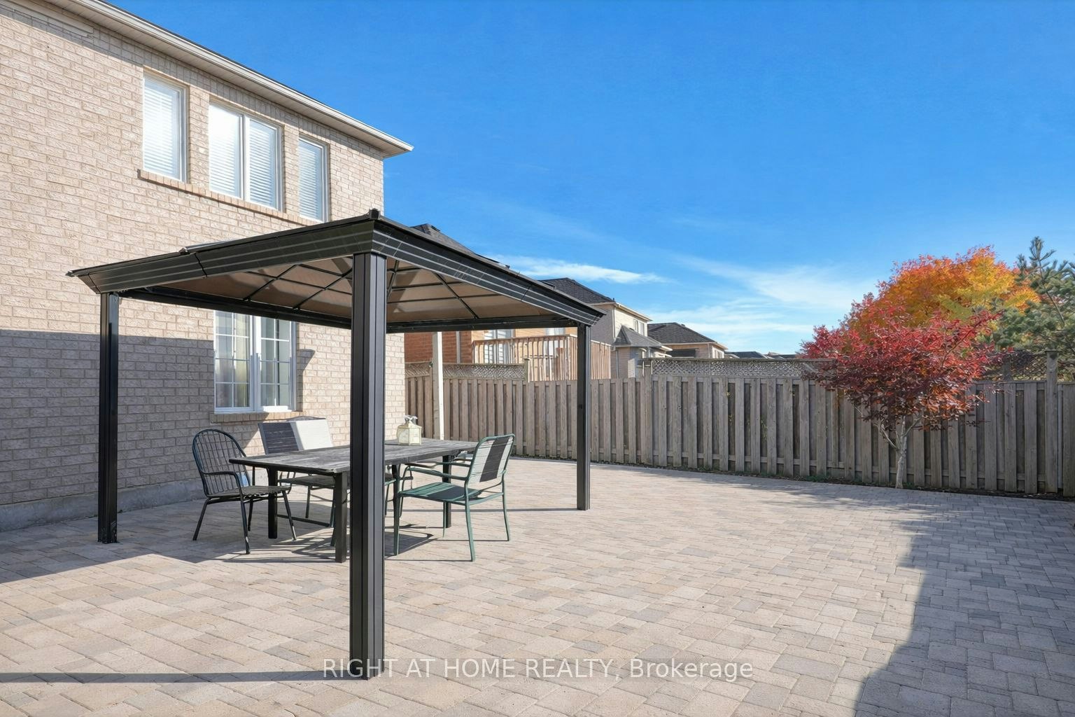 169 Dooley Crescent, Ajax, ON, L1T 4J7 - 8