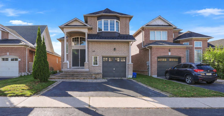 169 Dooley Crescent, Ajax, ON, L1T 4J7