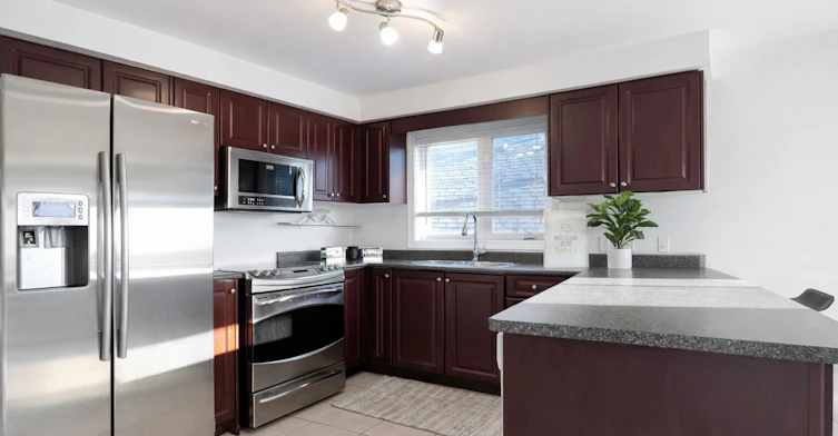 169 Dooley Crescent, Ajax, ON, L1T 4J7 - 2