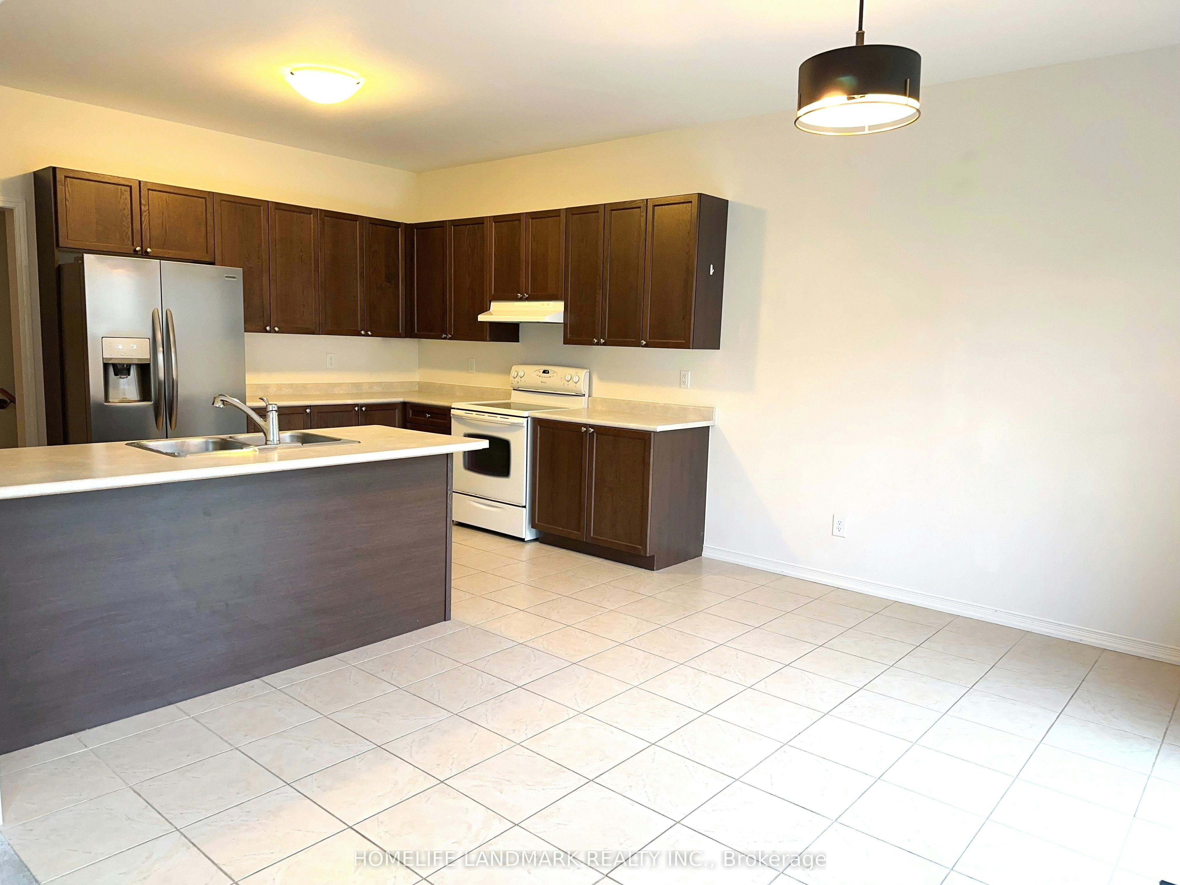 2356 Equestrian Crescent, Oshawa, ON, L1L 0L6 - 7