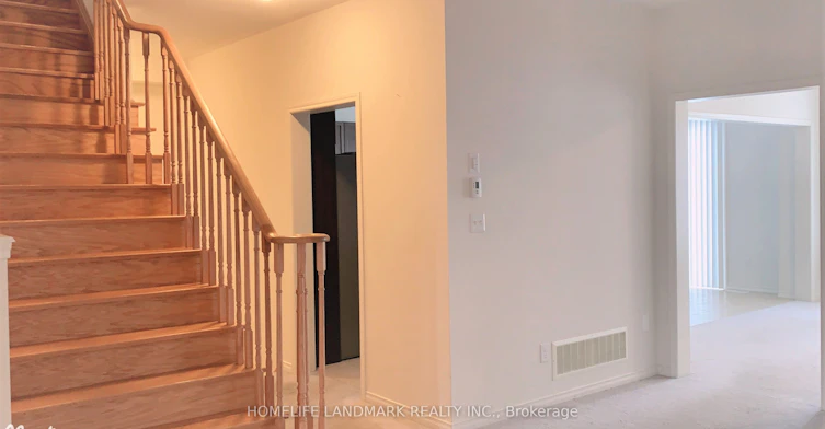 2356 Equestrian Crescent, Oshawa, ON, L1L 0L6 - 3