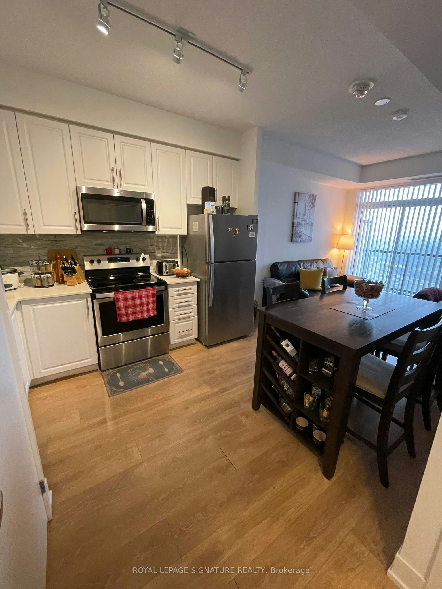 2301-1255 Bayly Street, Pickering, ON, L1W 1L7 - 3