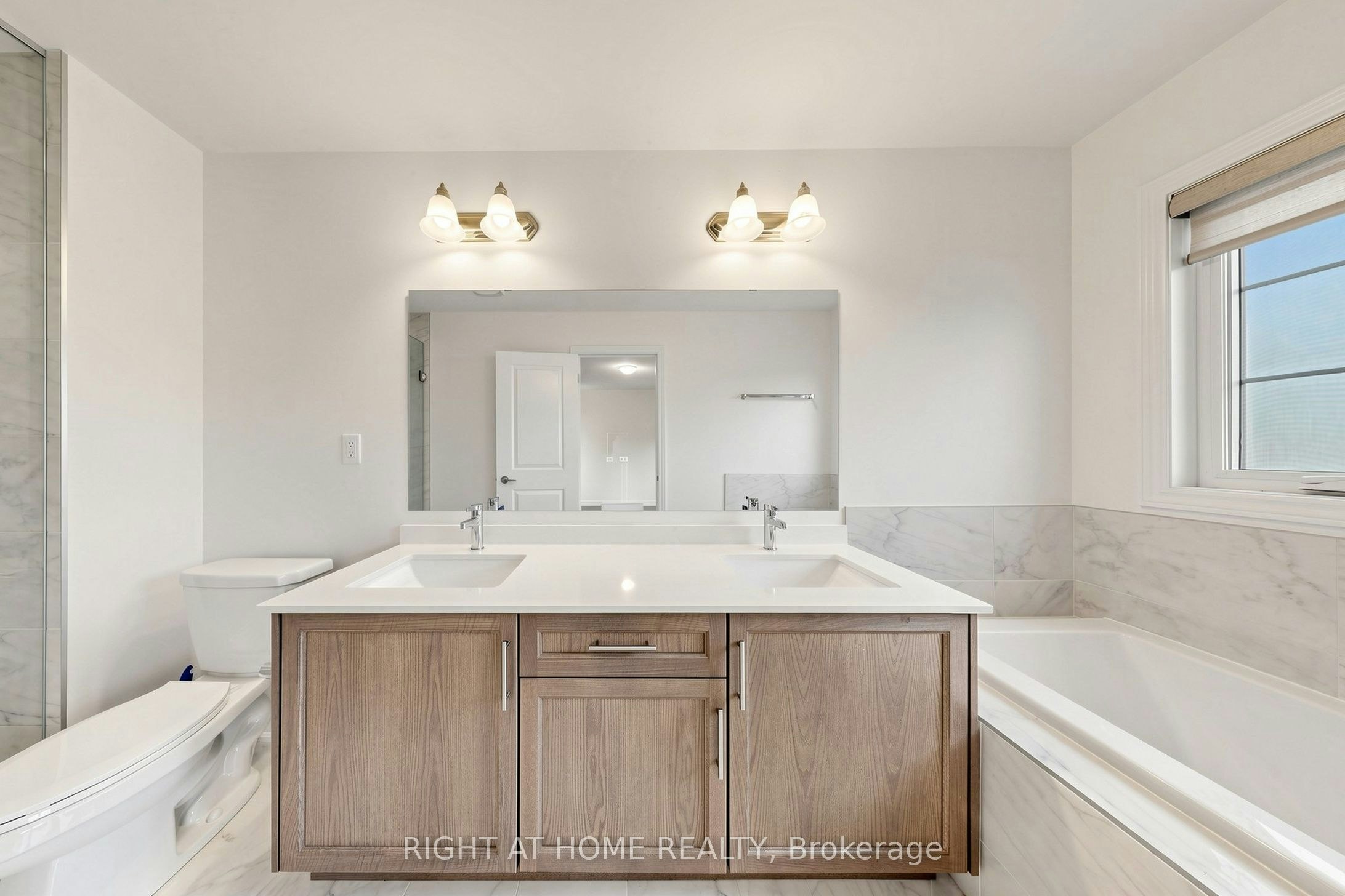 90 Laing Drive, Whitby, ON, L1P 0N6 - 35