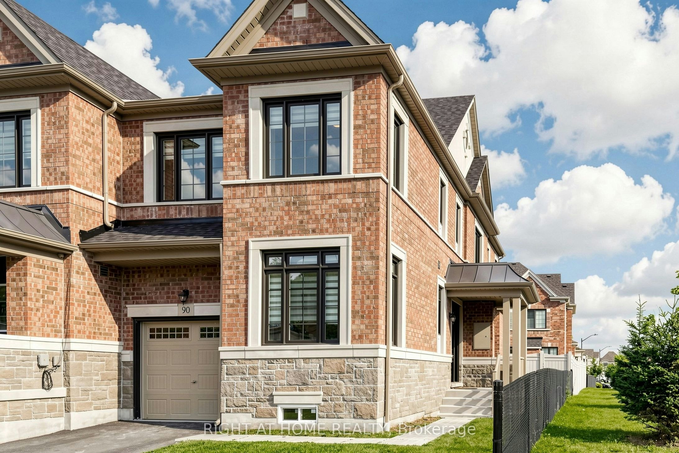 90 Laing Drive, Whitby, ON, L1P 0N6