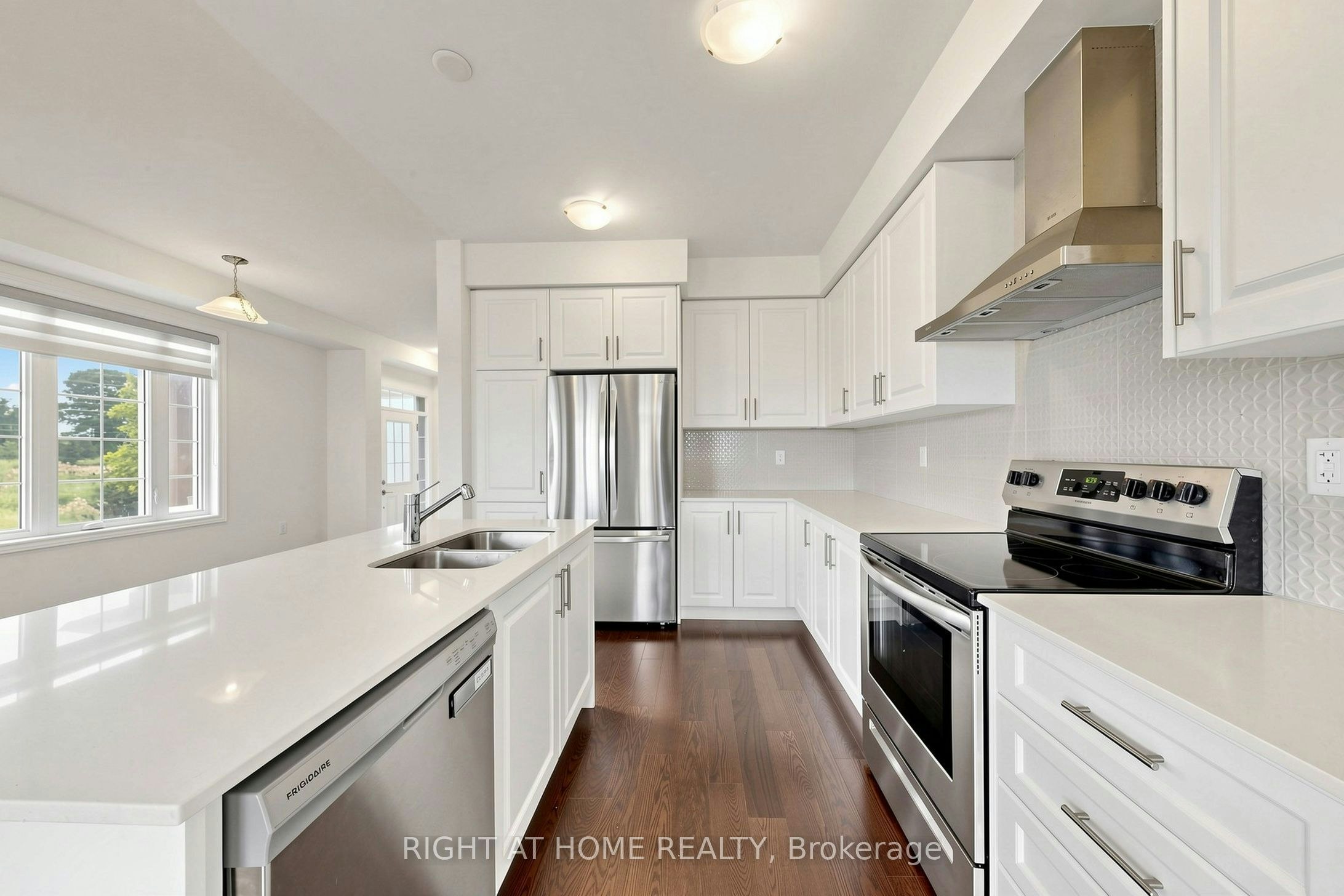 90 Laing Drive, Whitby, ON, L1P 0N6 - 17