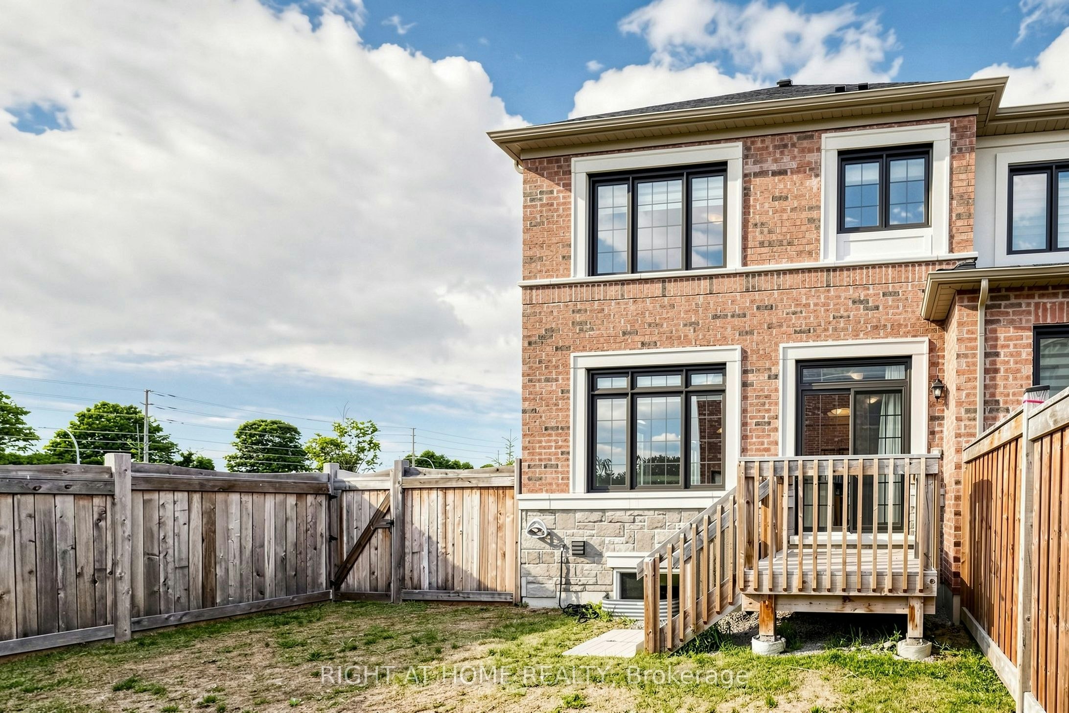 90 Laing Drive, Whitby, ON, L1P 0N6 - 46
