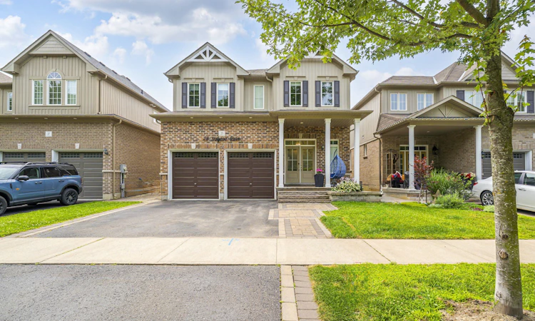 23 Holyrod Drive