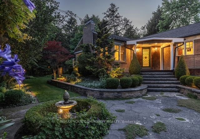 12 Wynnview Court, Toronto, ON, M1N 3K3