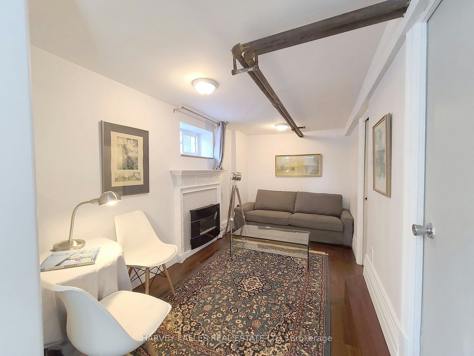 5-27 Hiawatha Road, Toronto, ON, M4L 2X7 - 2