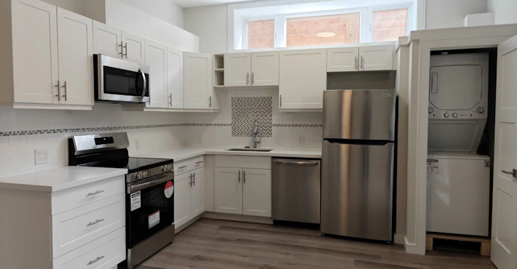 Bsmt-3515 St Clair Avenue E, Toronto, ON, M1K 1L4