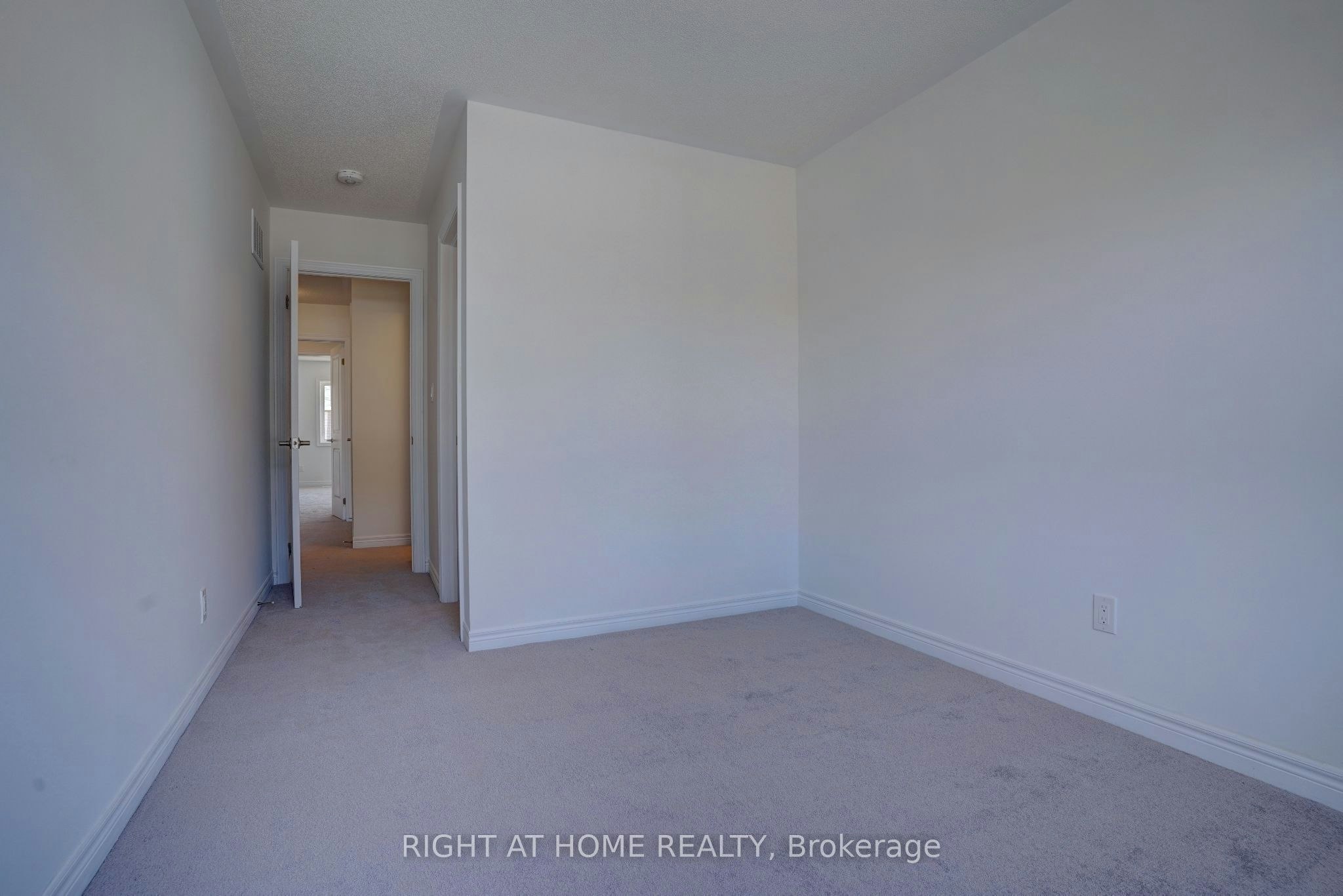 2038 Cameron Lott Crescent, Oshawa, ON, L1L 0S1 - 20