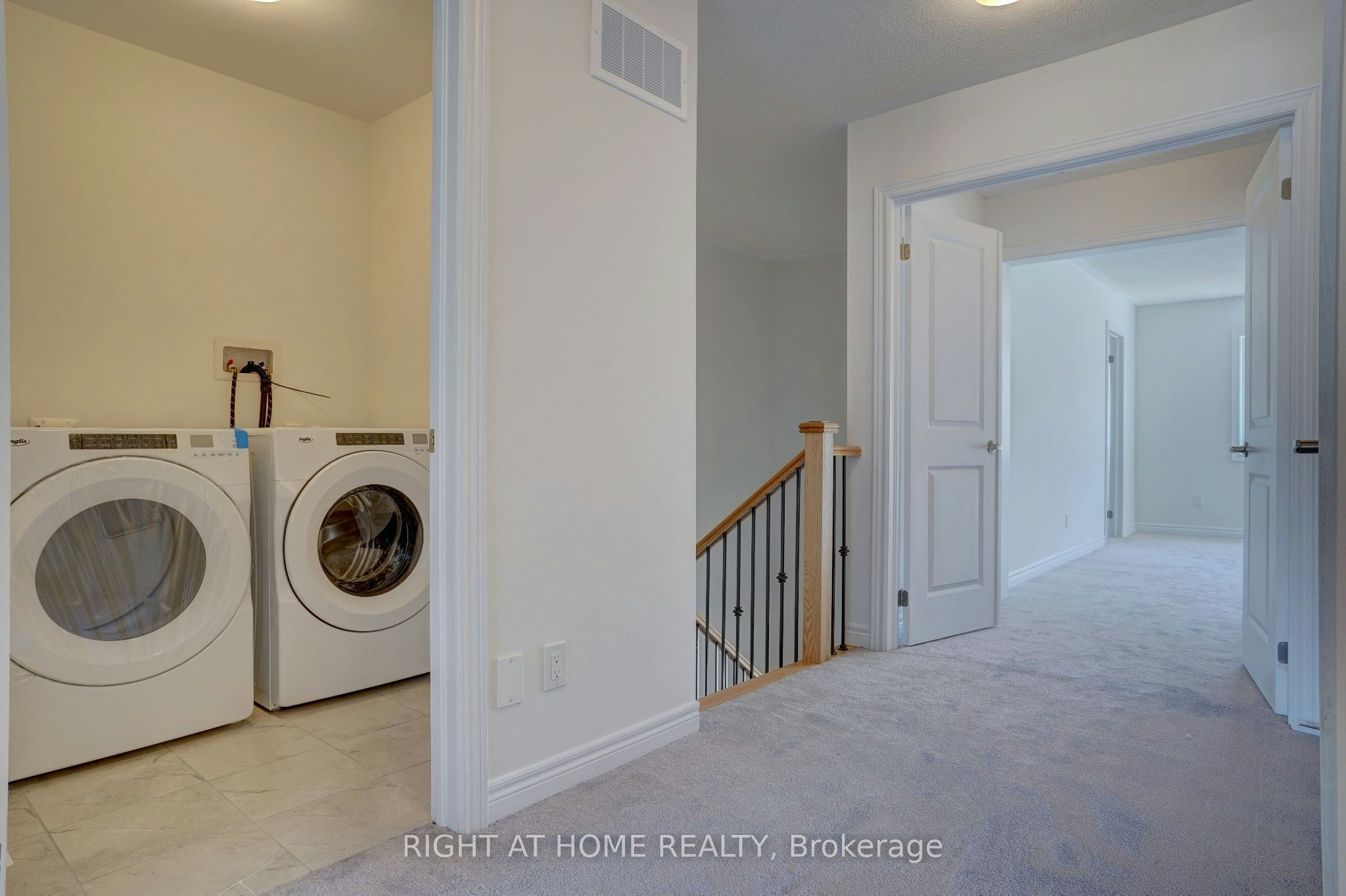 2038 Cameron Lott Crescent, Oshawa, ON, L1L 0S1 - 14
