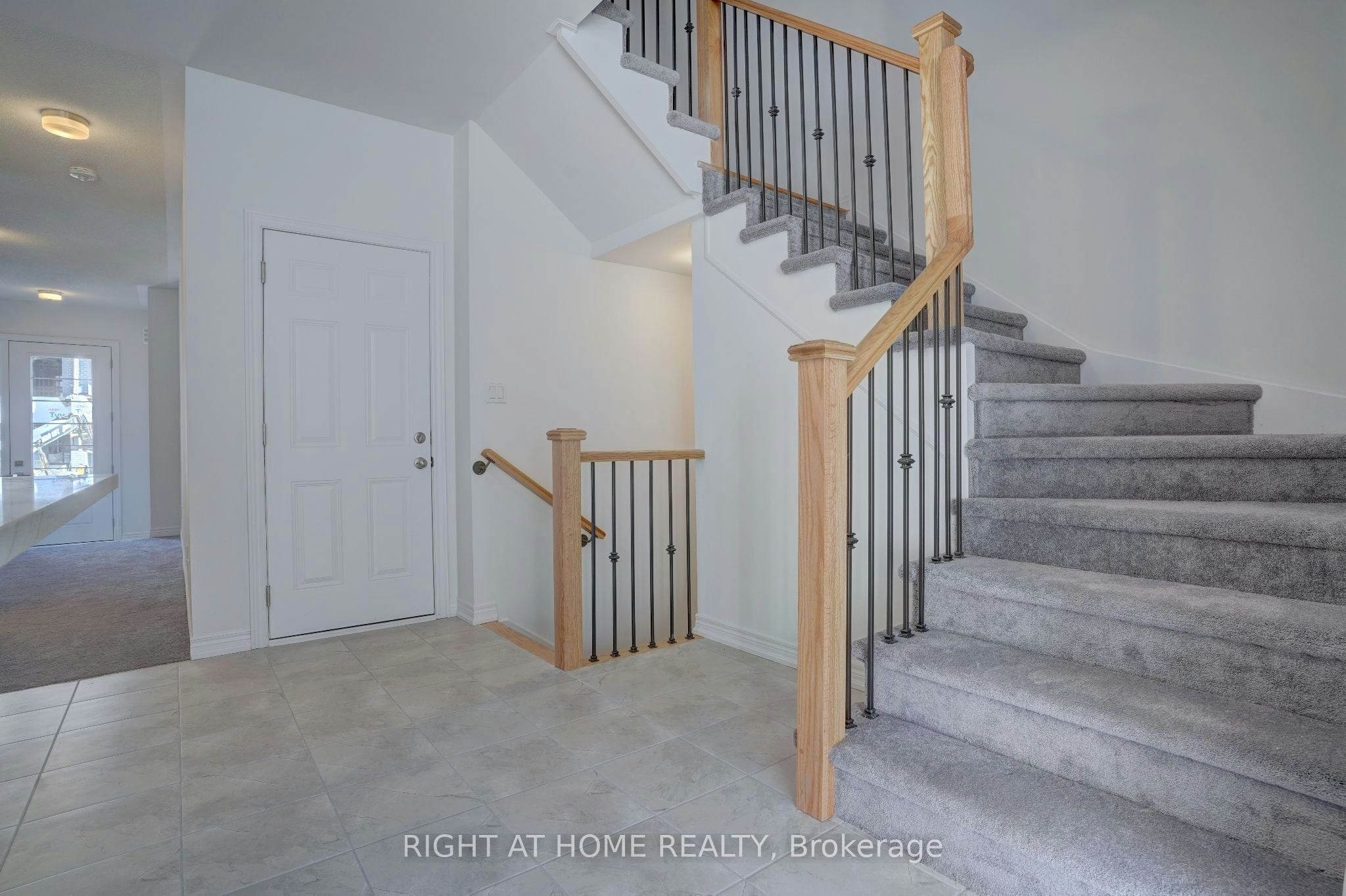 2038 Cameron Lott Crescent, Oshawa, ON, L1L 0S1 - 12