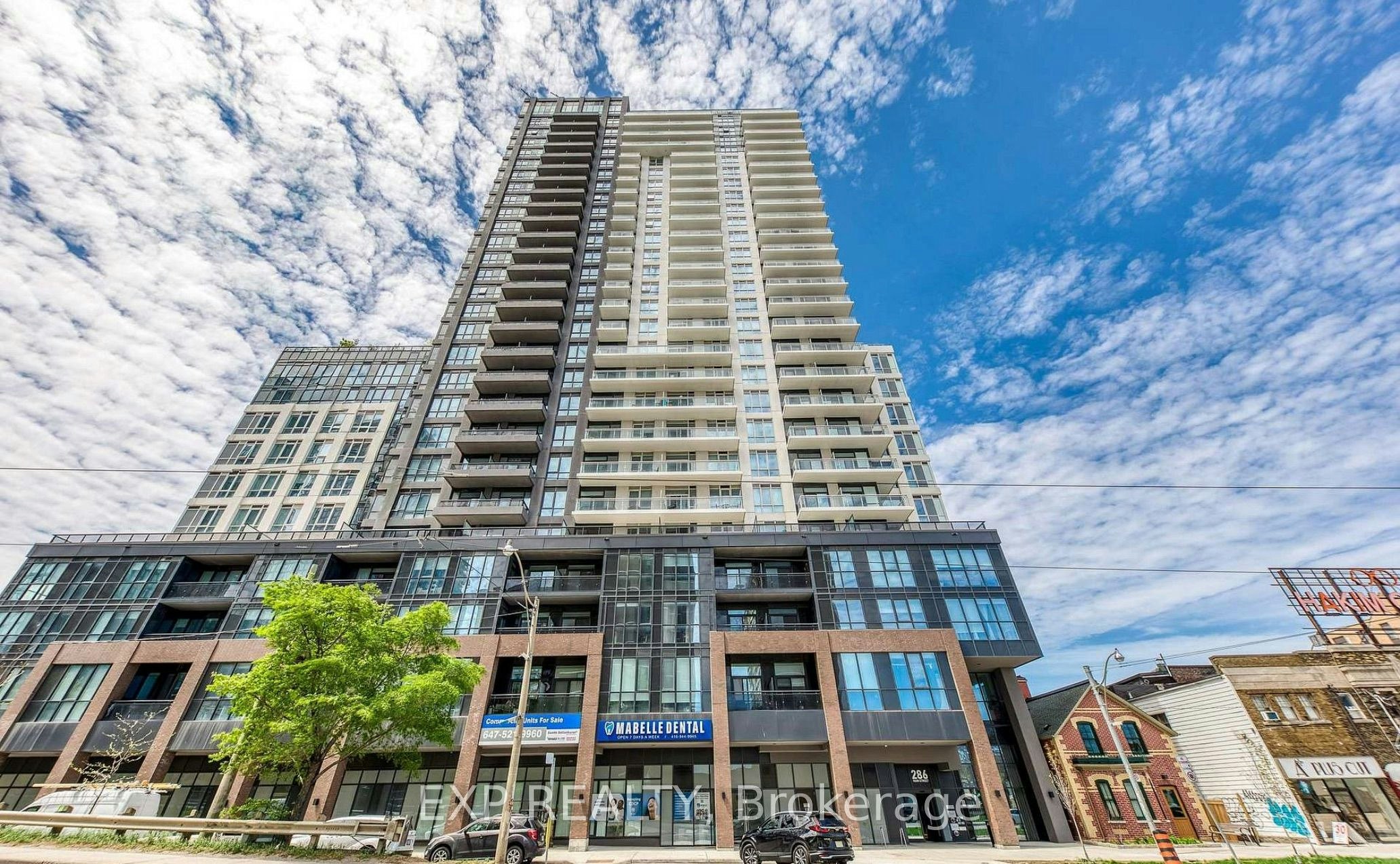 703-286 Main Street, Toronto, ON, M4C 0B3 - 2