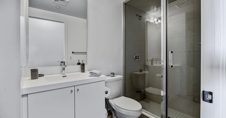 819-2550 Simcoe Street N, Oshawa, ON, L1L 0R5 - 10