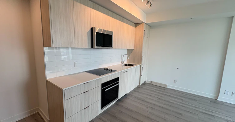601-20 Deans Drive, Toronto, ON, M1L 0J7 - 5