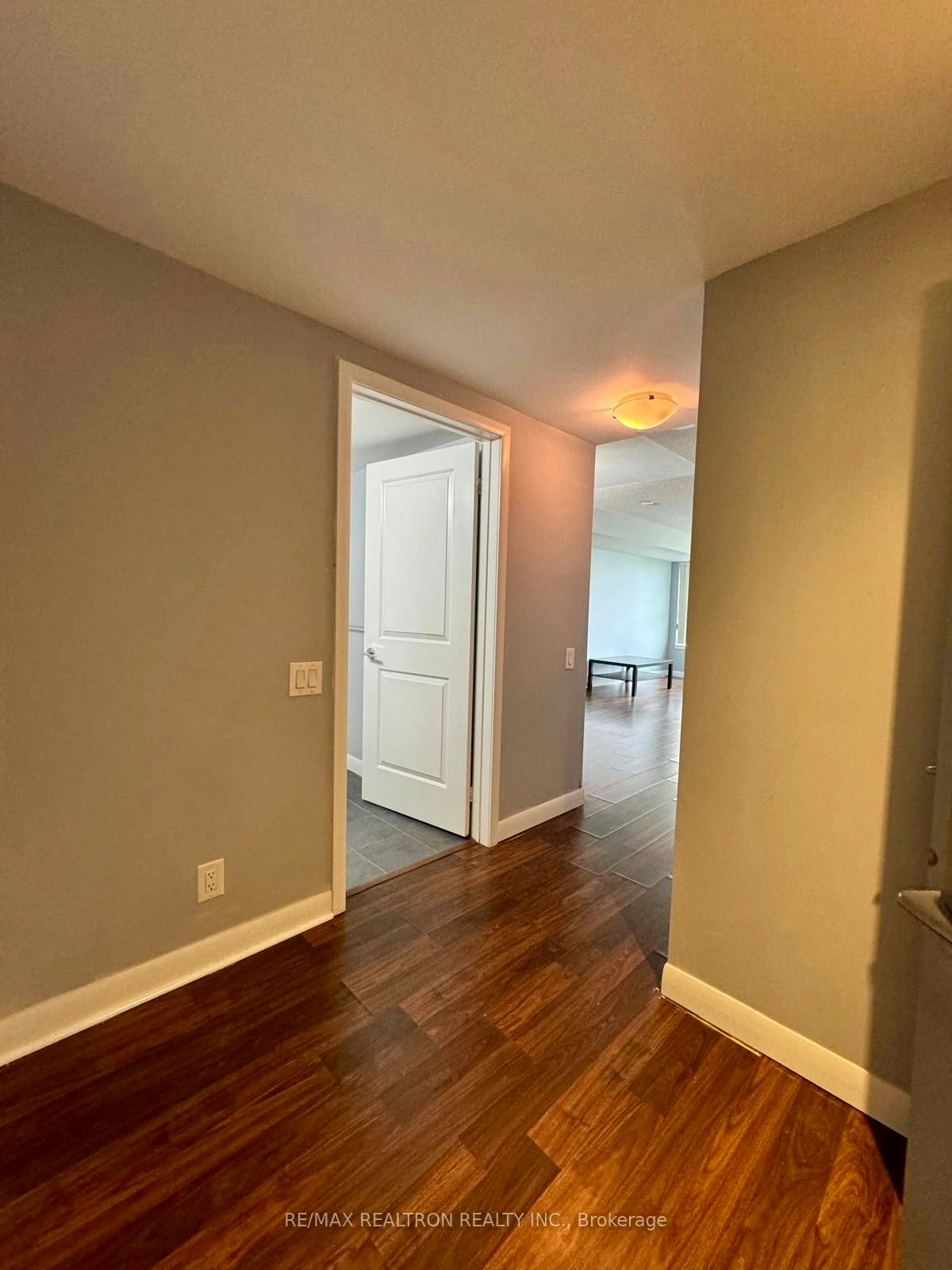 1201-190 Borough Drive, Toronto, ON, M1P 0B6 - 7