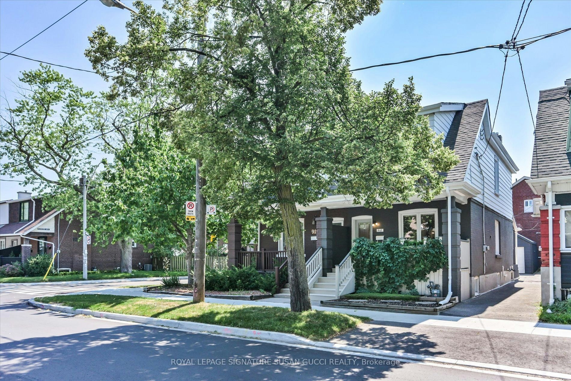 918 Greenwood Avenue, Toronto, ON, M4J 4C1